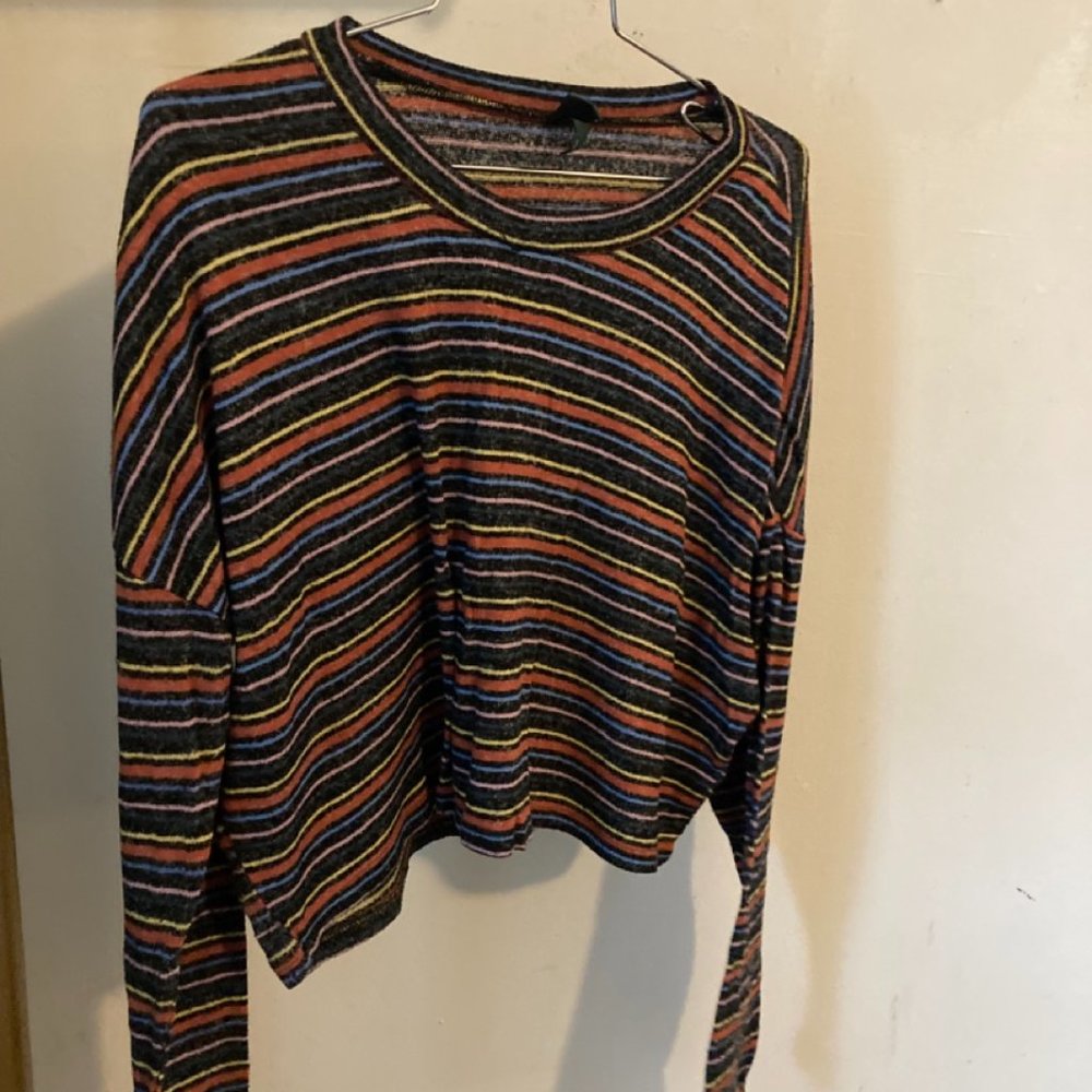 Long Sleeve Cropped Striped Top